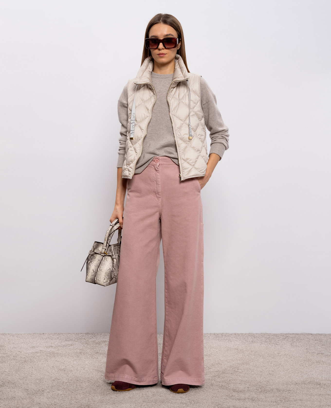 

Beige down vest REGIC Max Mara