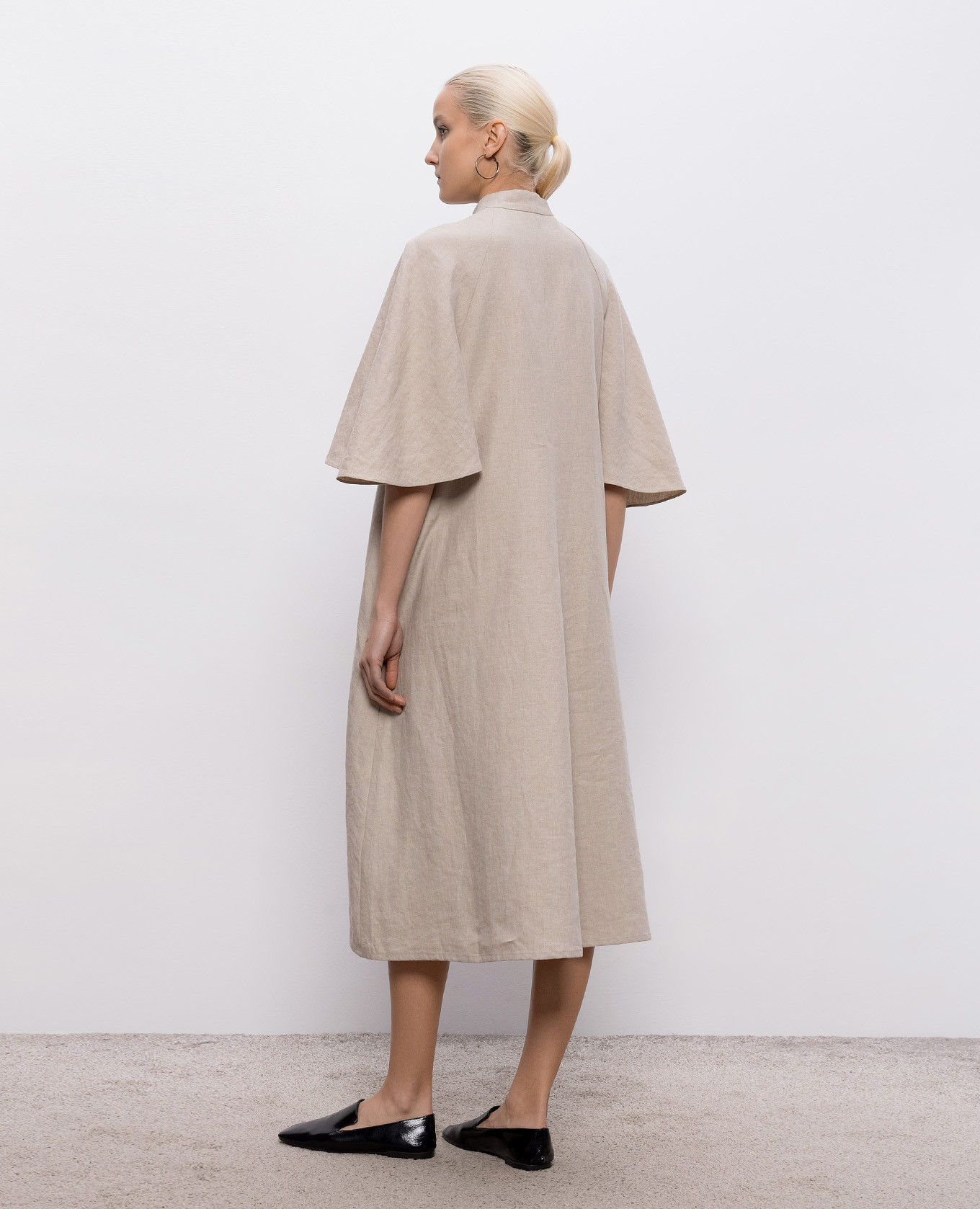 Beige linen dress Intoca 3