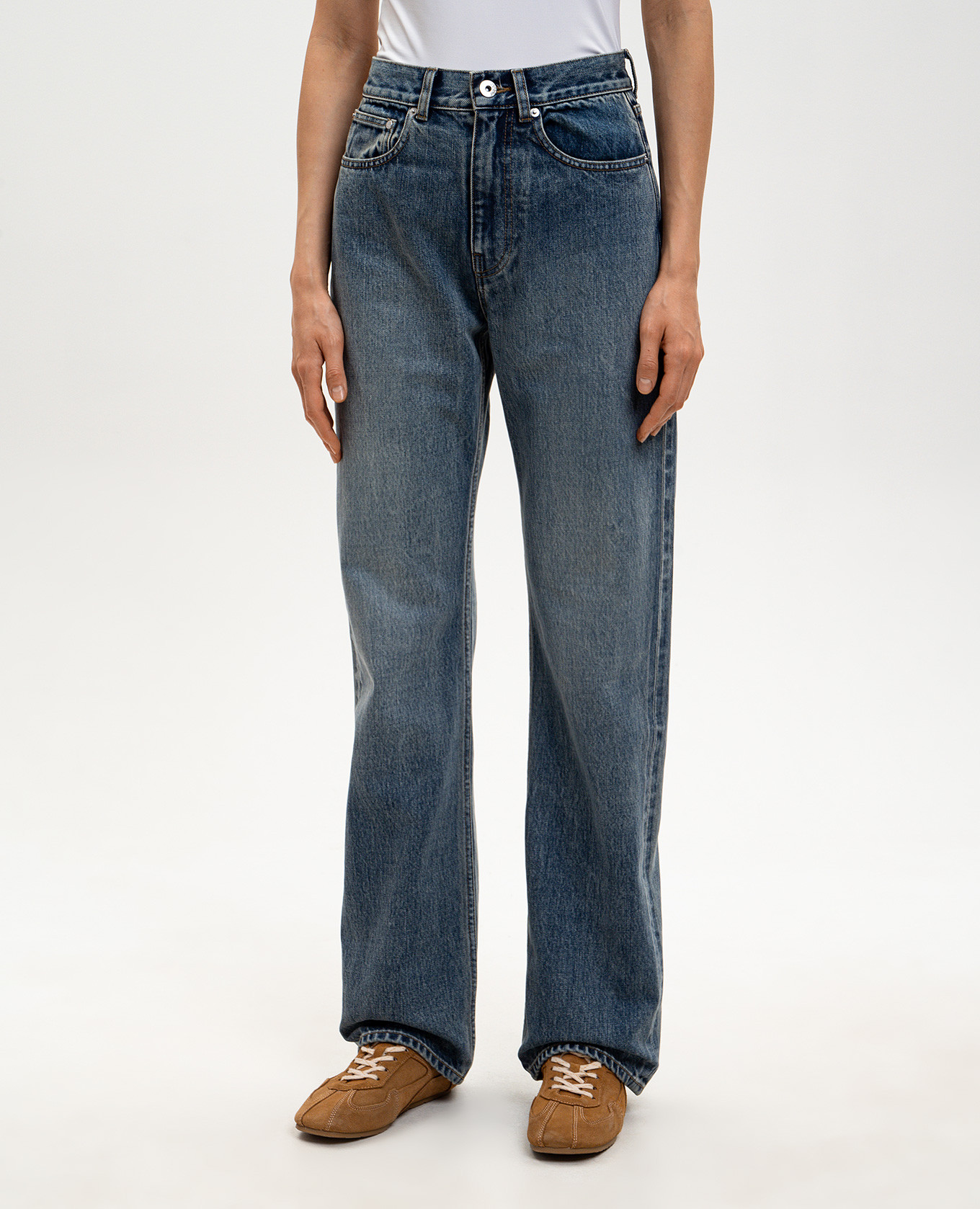Blue jeans with a worn effect JW Anderson 3