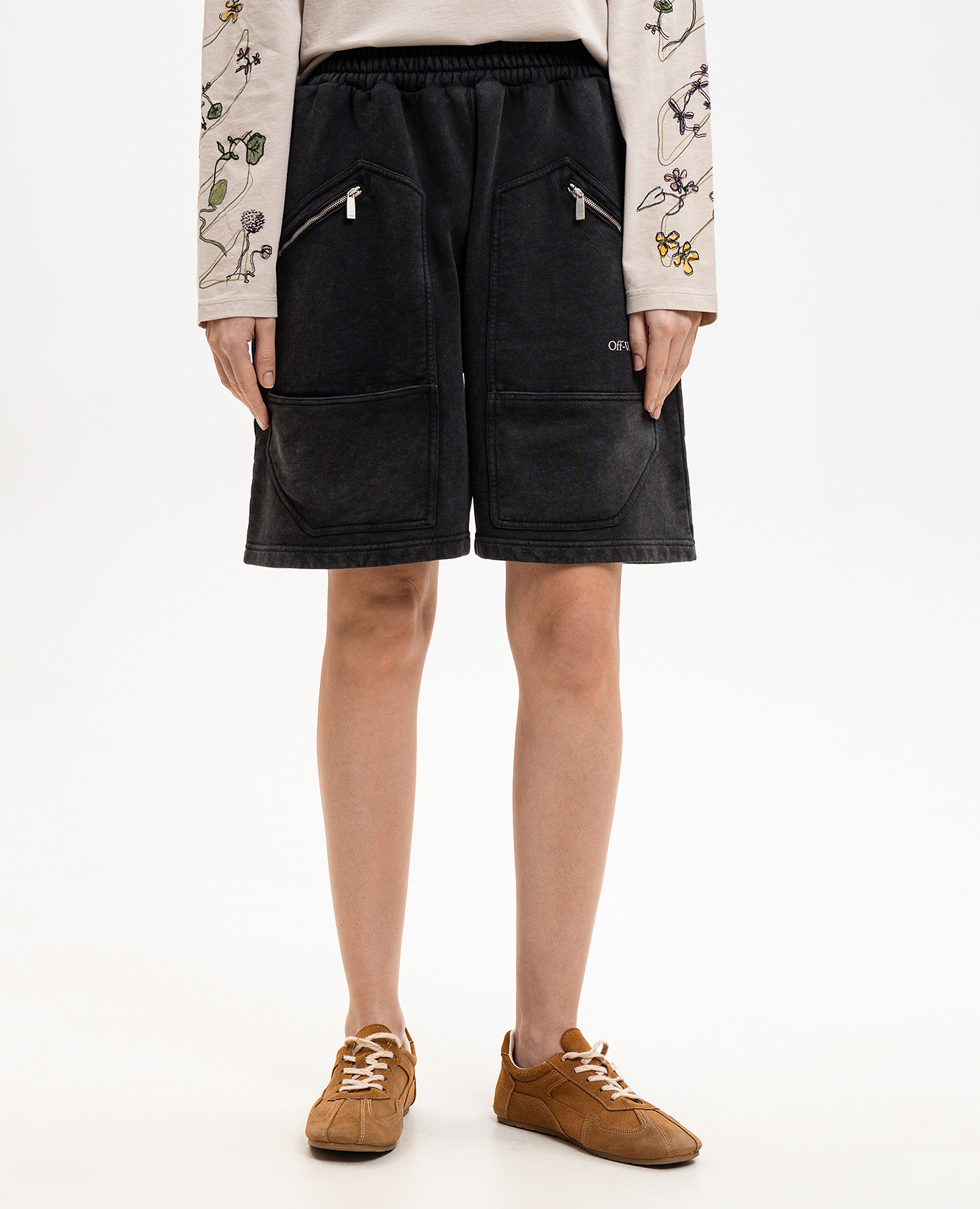 

Black shorts with logo print Off-White