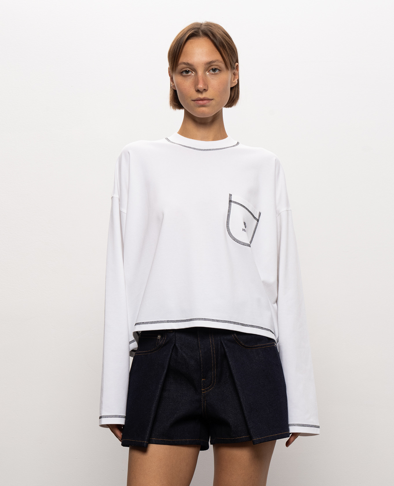 White longsleeve with logo embroidery Versace 3