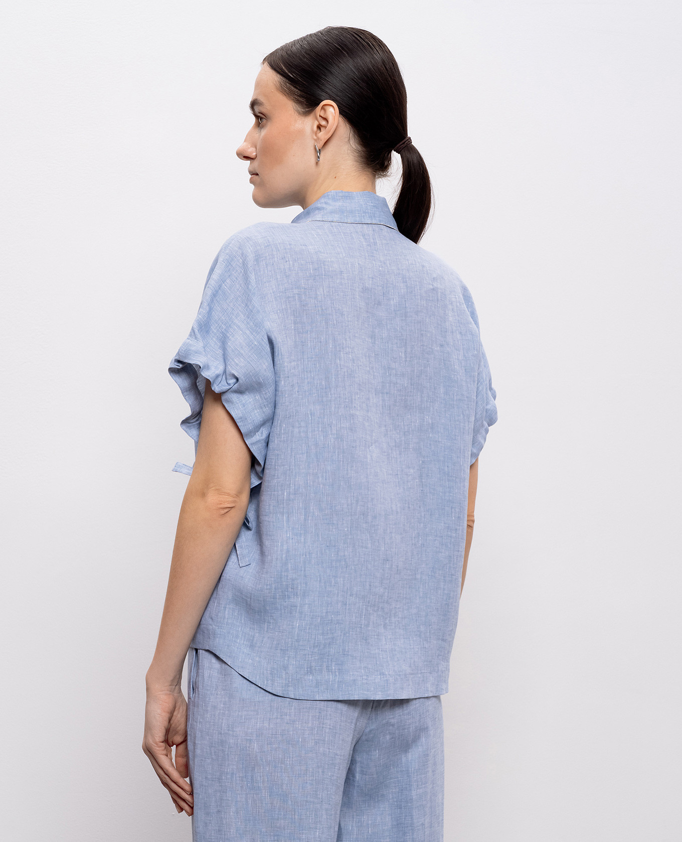 Blue linen shirt Peserico 4