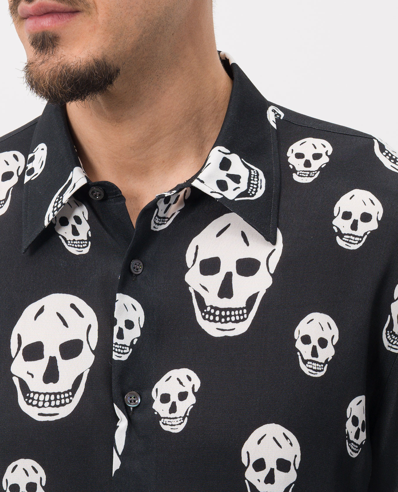 

Black shirt with branded Skull print Alexander McQueen