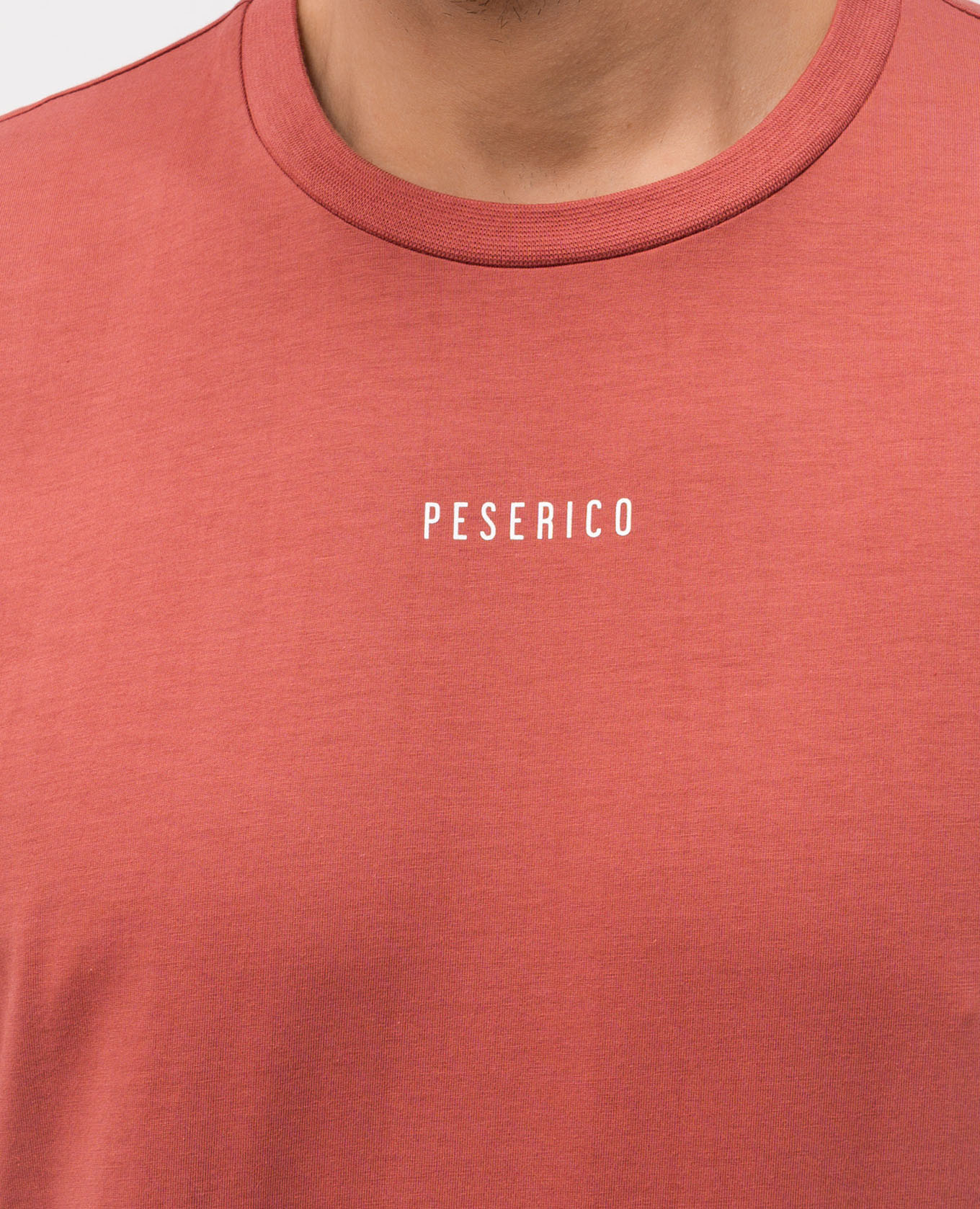 

Red T-shirt with logo print Peserico