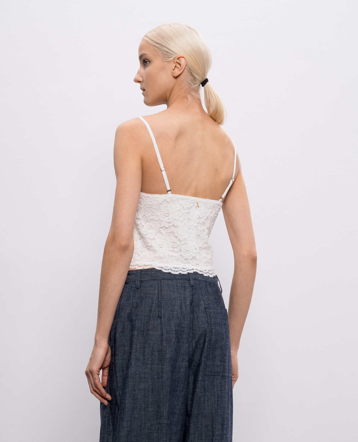 White top with lace Twinset 4