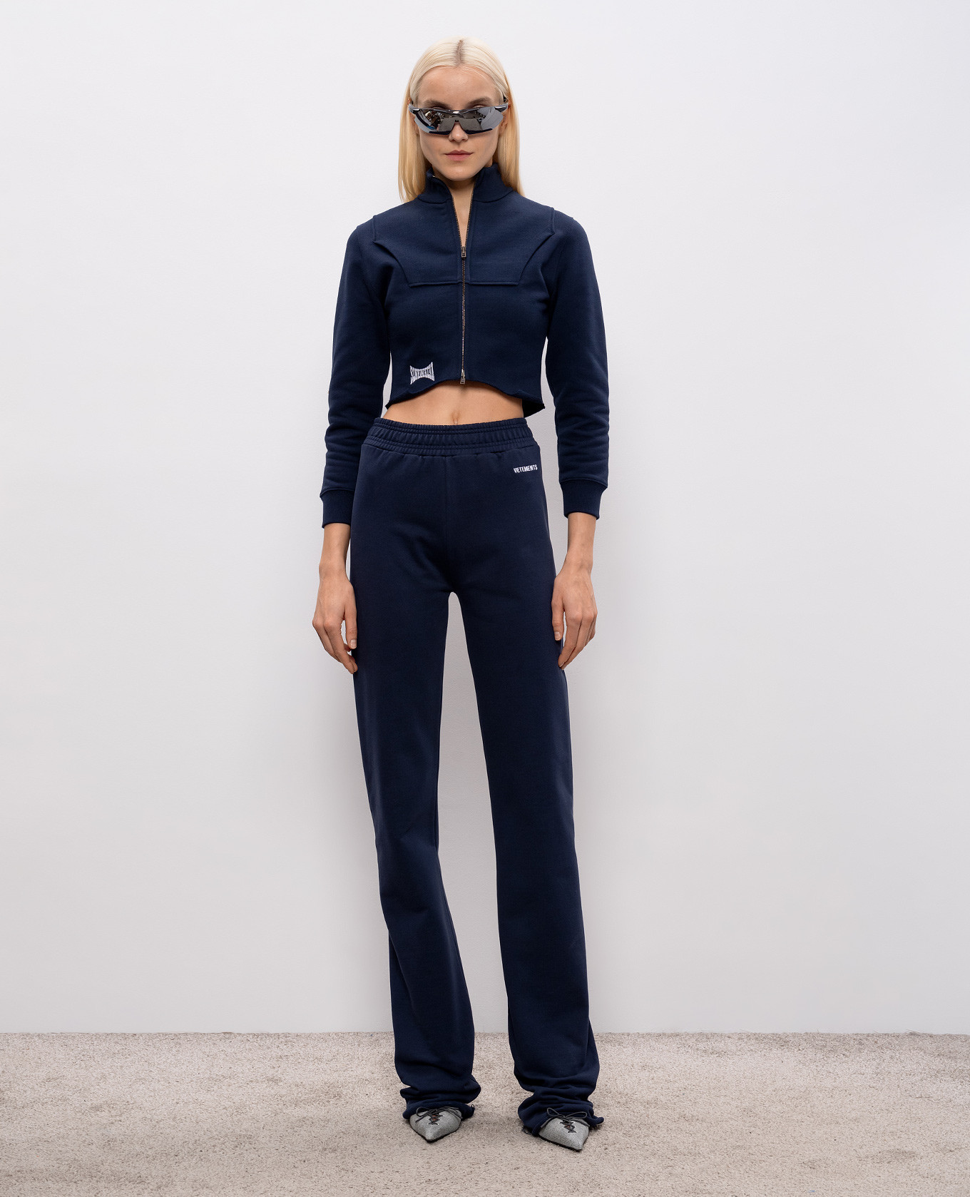 

Blue sweatpants with logo embroidery Vetements