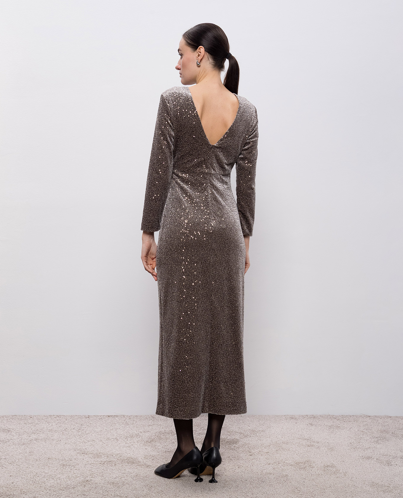 Gray velour midi dress with sequins Peserico 4