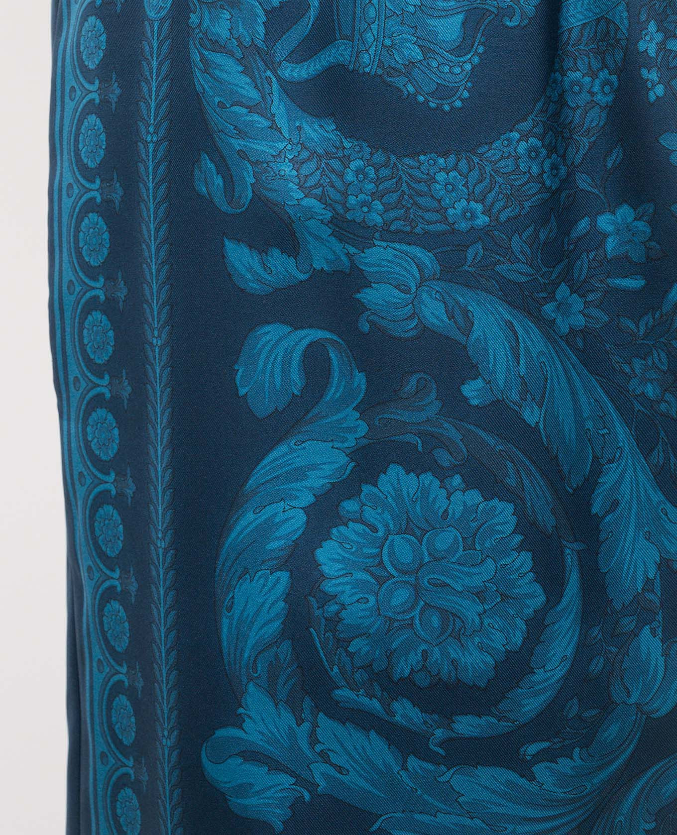 Blue printed silk shorts Versace 5
