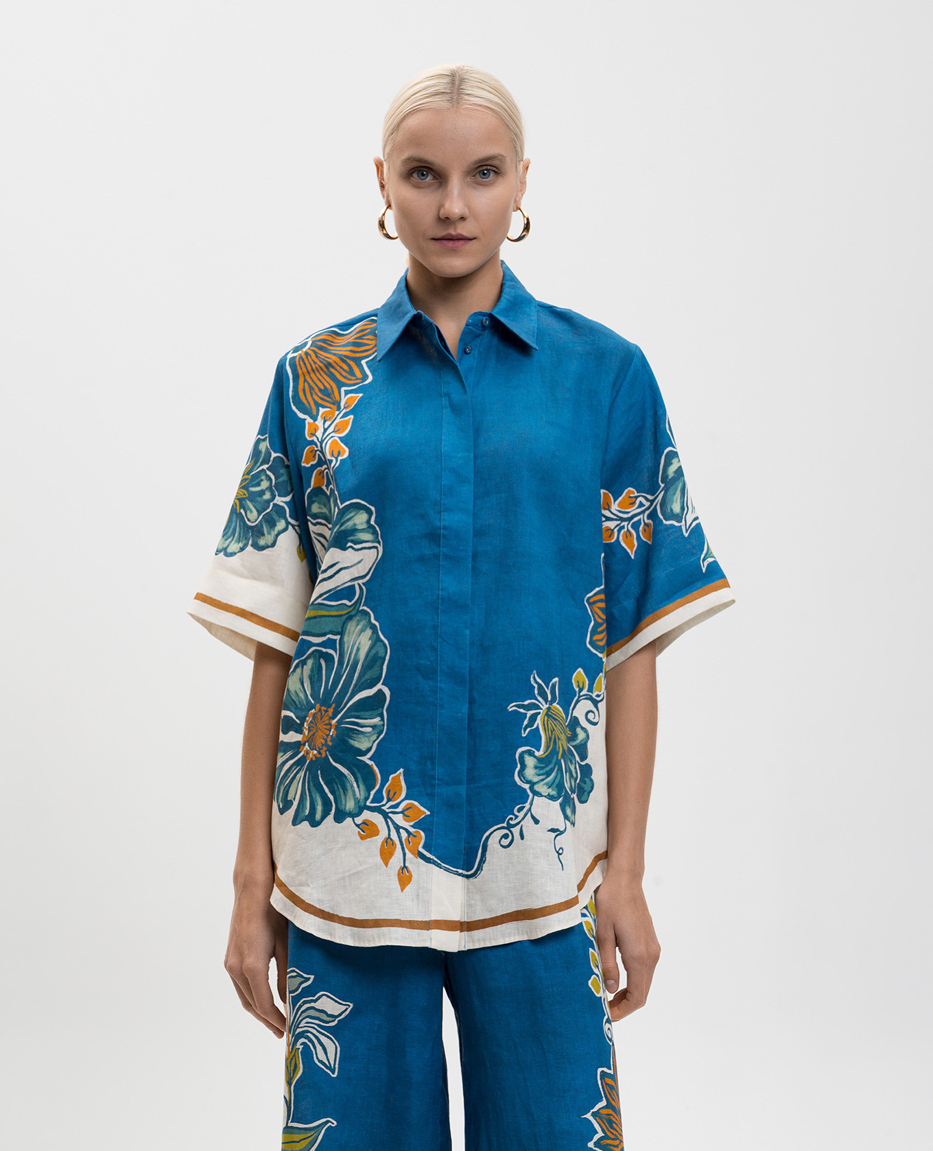 Luda blue linen shirt Alemais 3