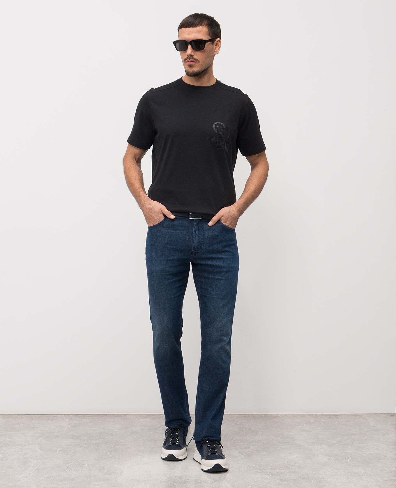 

Black cashmere T-shirt Stefano Ricci