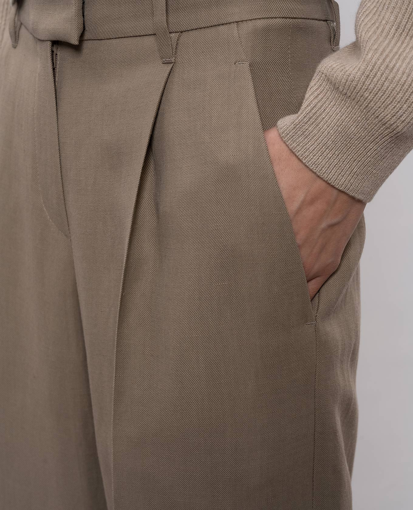 

Beige linen pants Brunello Cucinelli