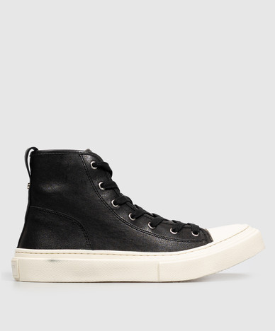 Ycke black leather high-tops