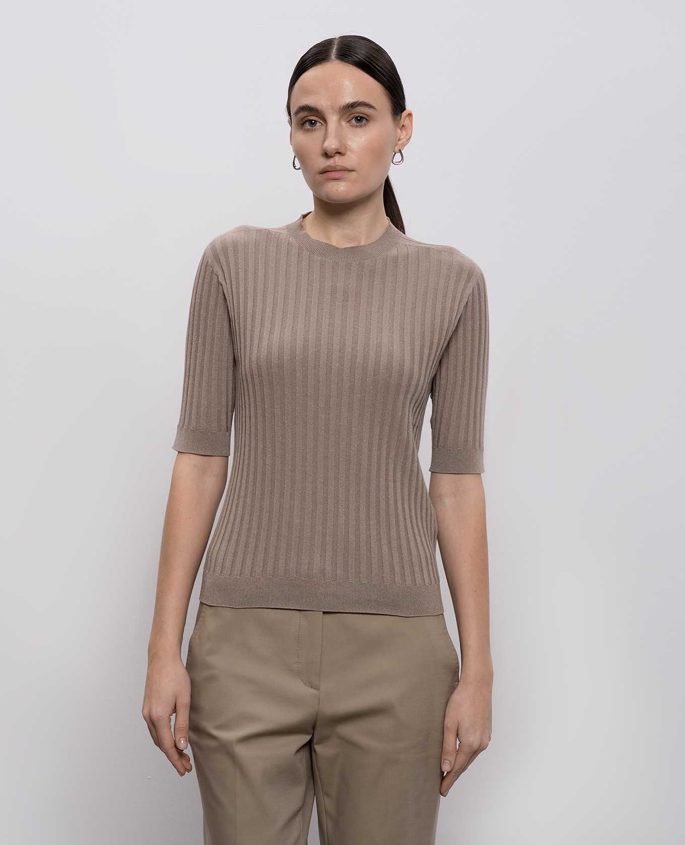 

Beige ribbed top Peserico