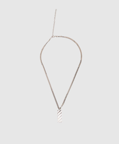 Silver chain with pendant