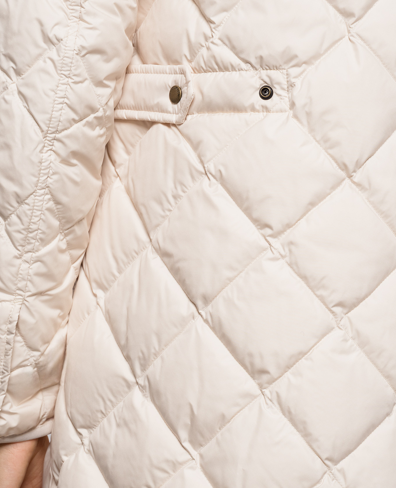 Beige quilted down jacket Woolrich 5