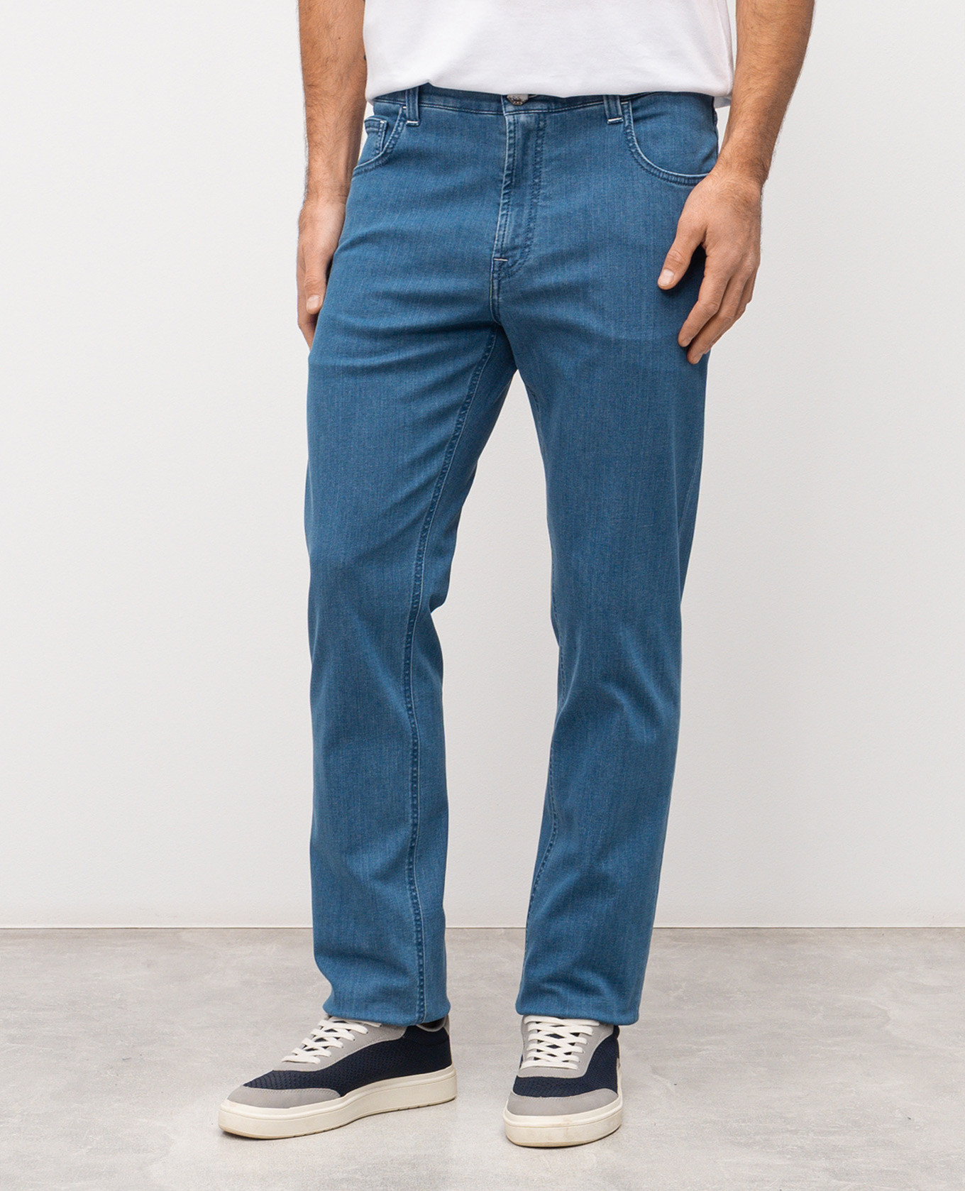 Blue jeans with monogram embroidery Stefano Ricci 3