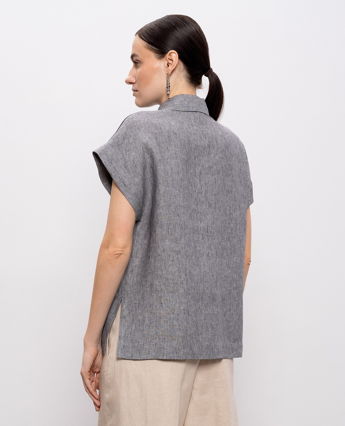 

Gray linen shirt with lapels Peserico, Grey
