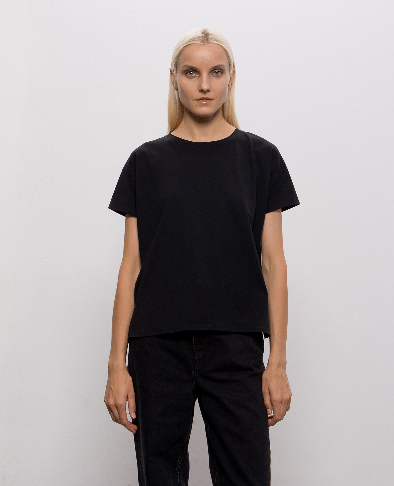 Basiluzzo black t-shirt Loulou de Saison 3