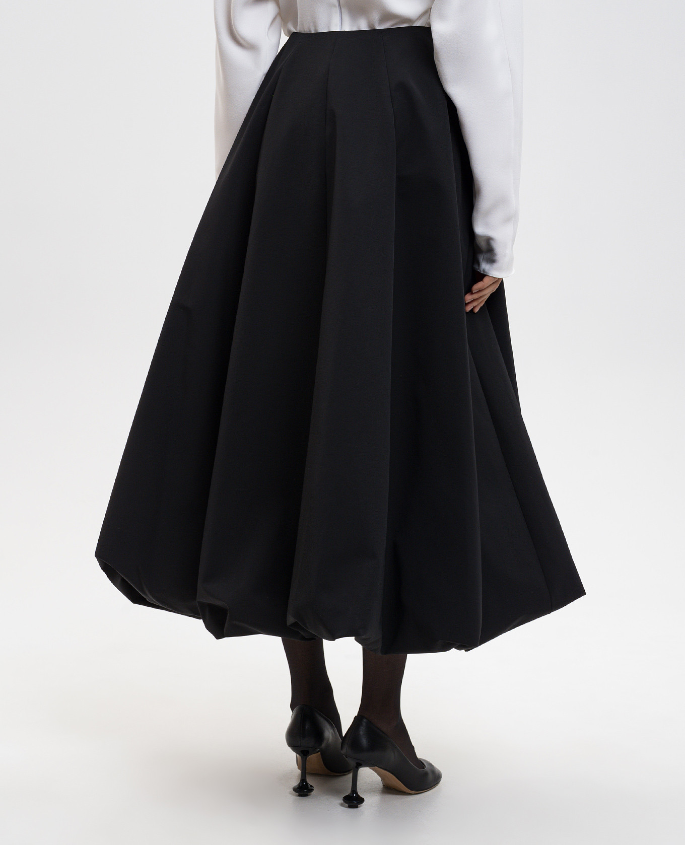 

Ortu black midi skirt 16Arlington