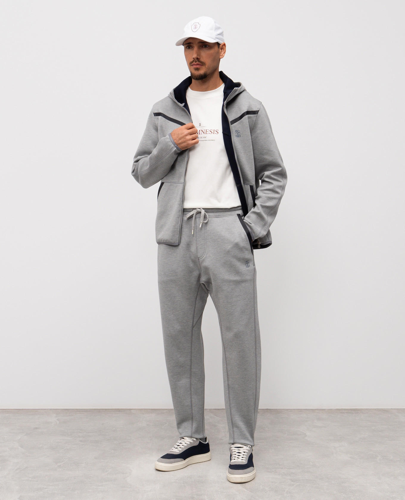 

Grey sweatpants with logo Brunello Cucinelli