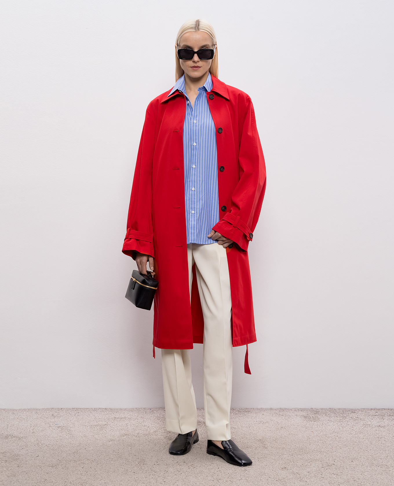 

Ivory wool trousers Toteme, Beige