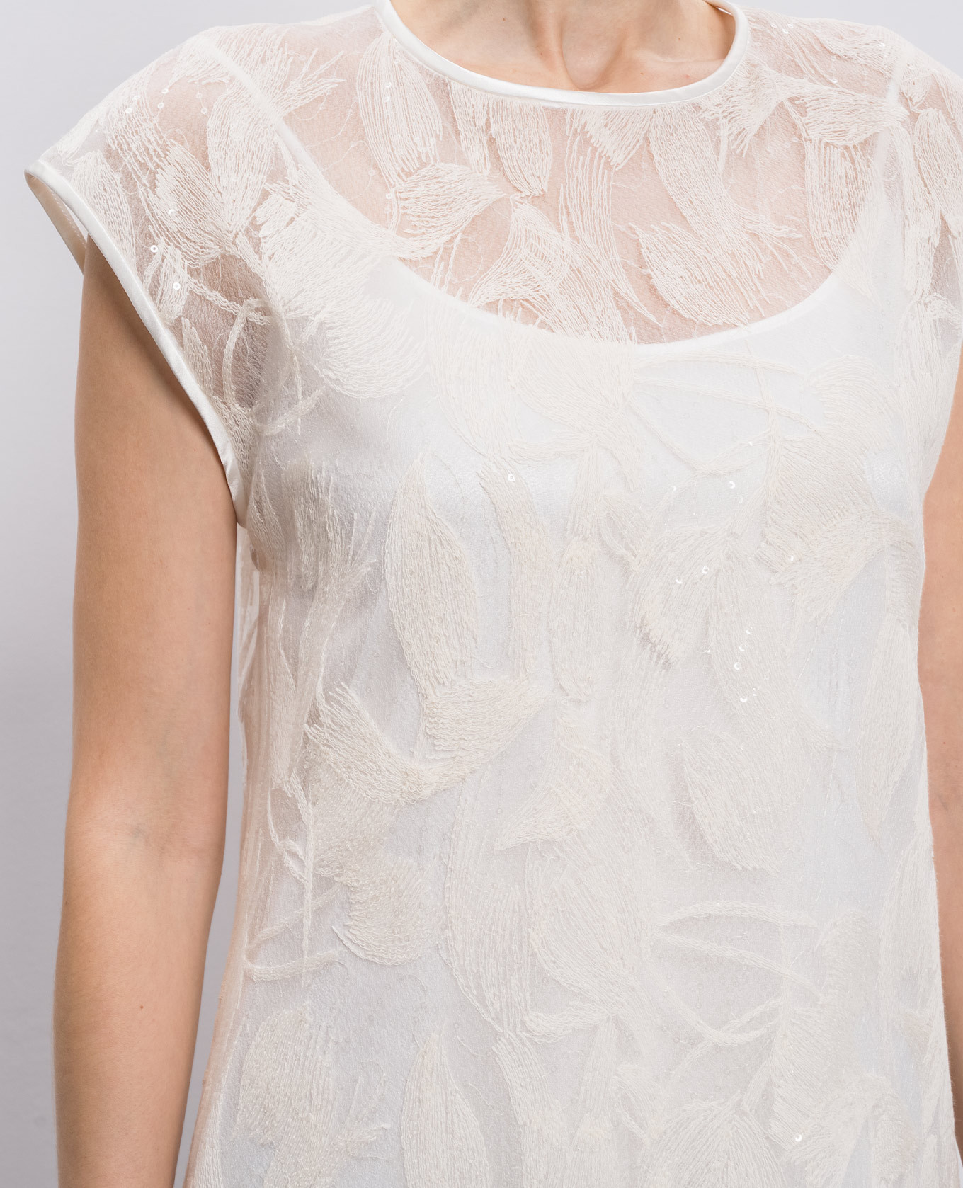 White midi dress with embroidery Peserico 4