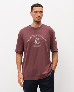 Moncler Burgundy t-shirt with logo print L10918C0001389BAL