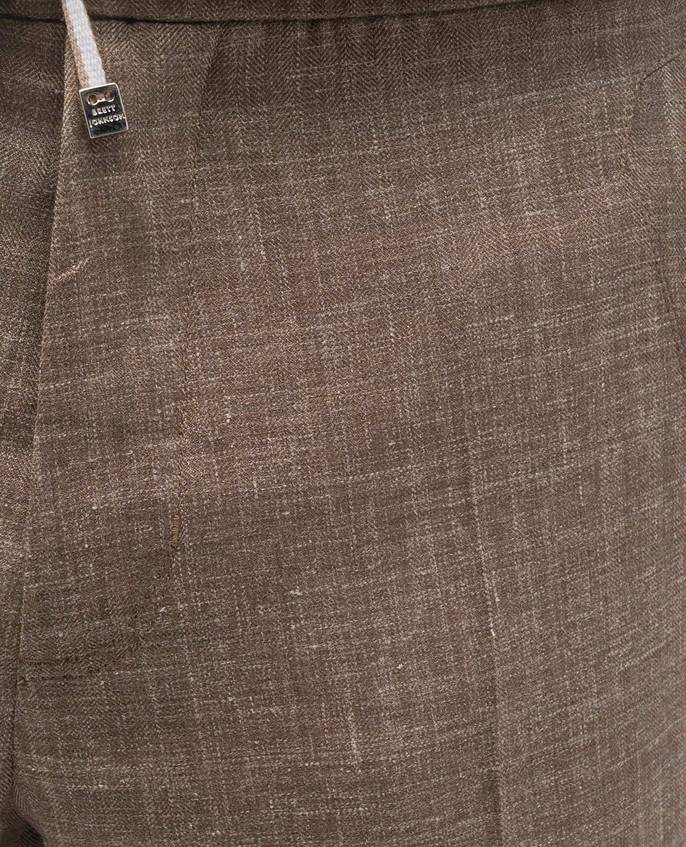 

Brown shorts made of wool, silk and linen in a pattern Brett Johnson