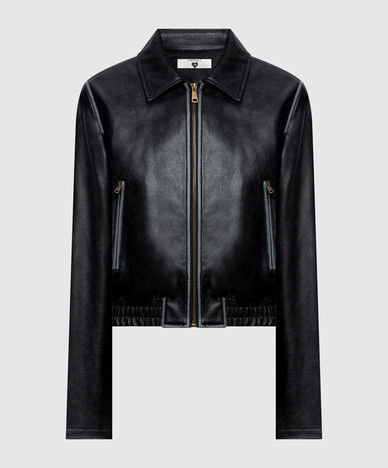 Black jacket with logo plate
