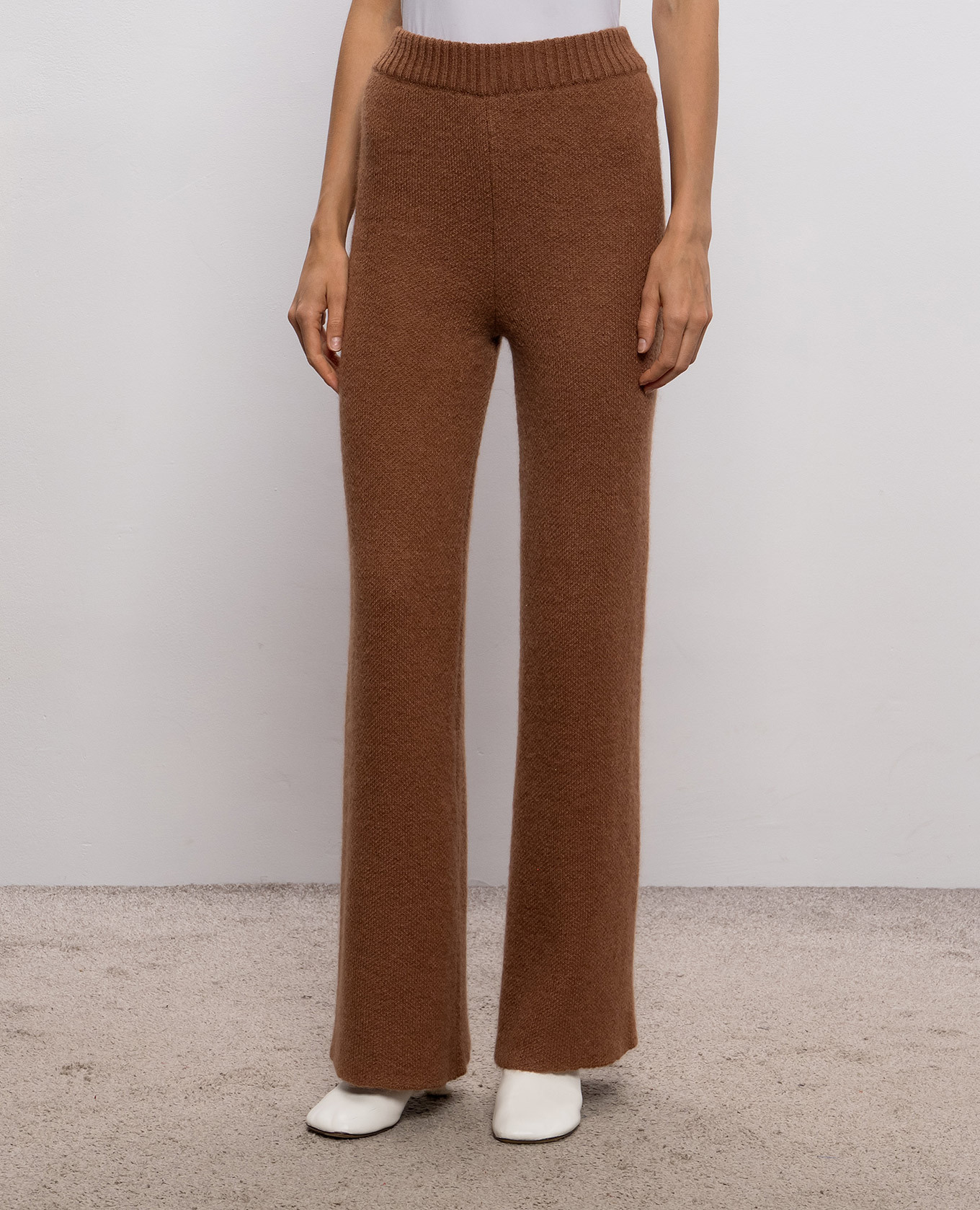 Brown flared pants with wool Rowen Rose 3