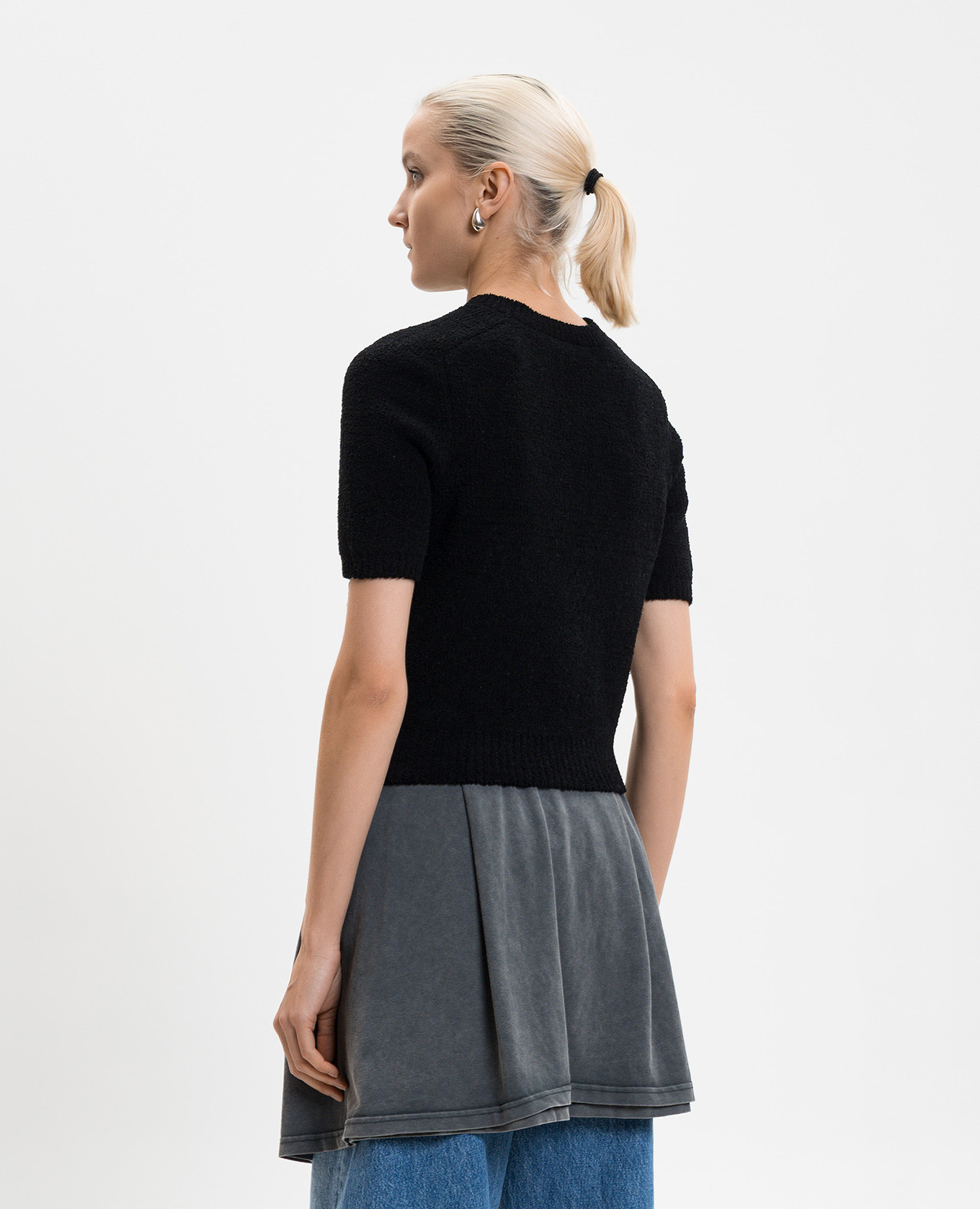

Black top with logo patch Alexander Wang