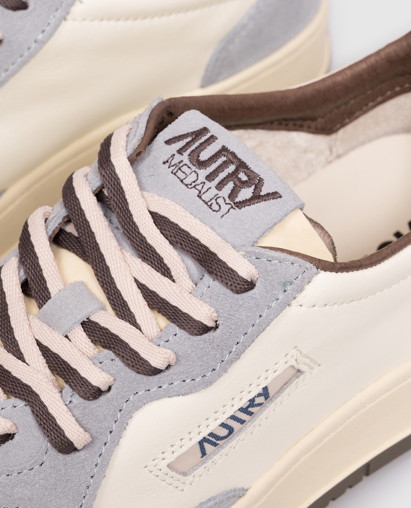 MEDALIST leather sneakers with logo patch AUTRY 5