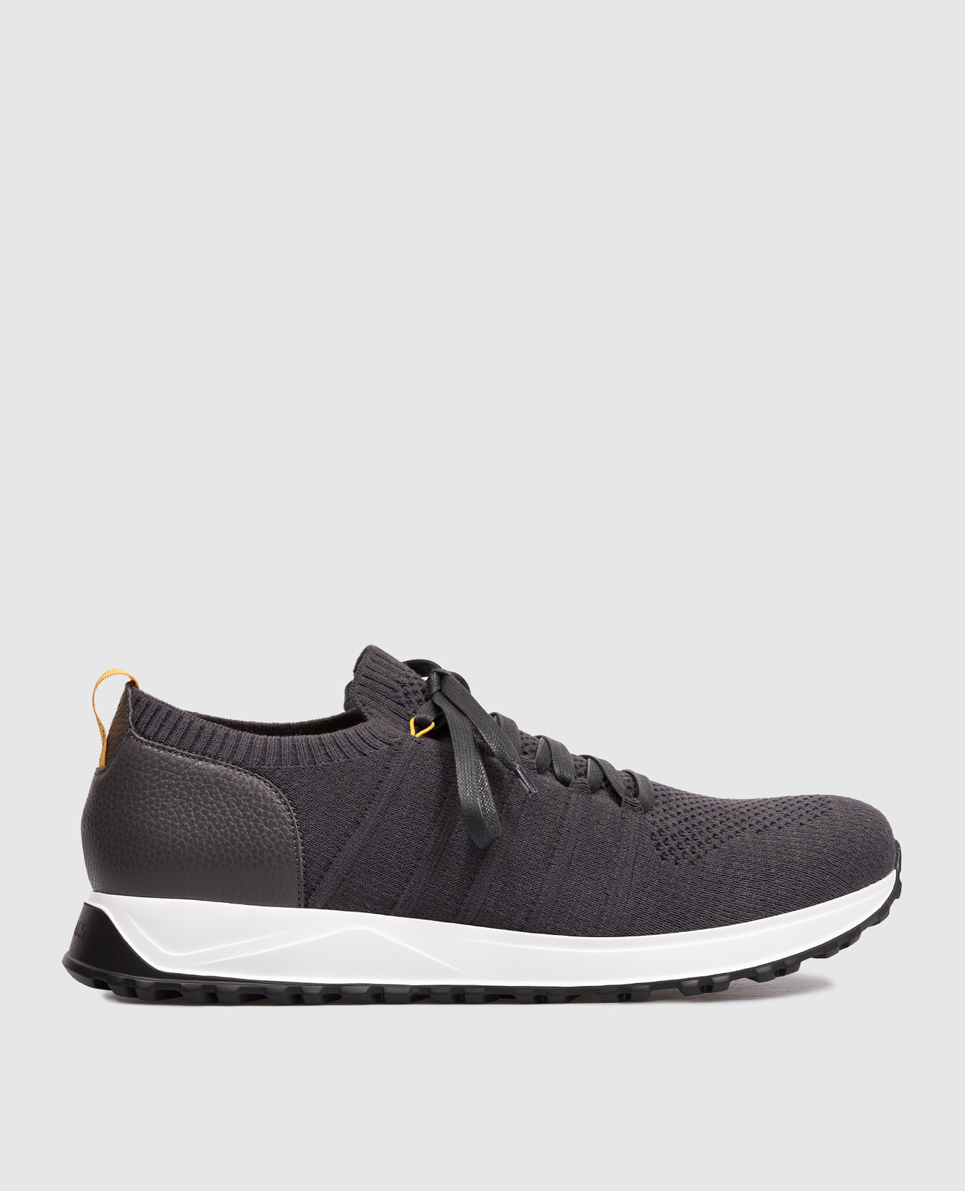 Grey sneakers with logo