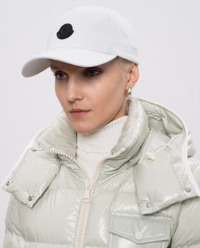 Moncler White cap with logo L10933B000110U082