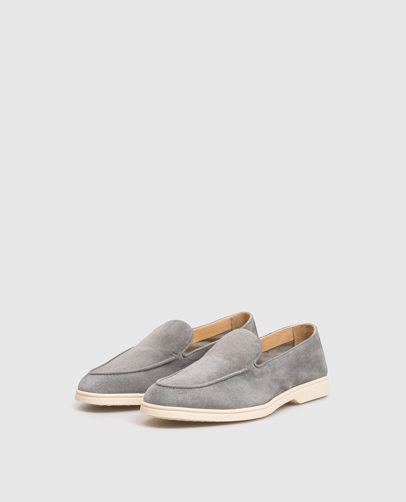 

Grey suede loafers with textured logo Doucal's