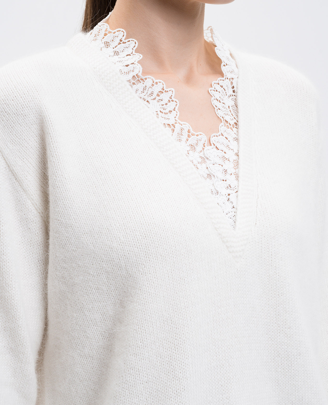 

White angora wool pullover with lace Twinset