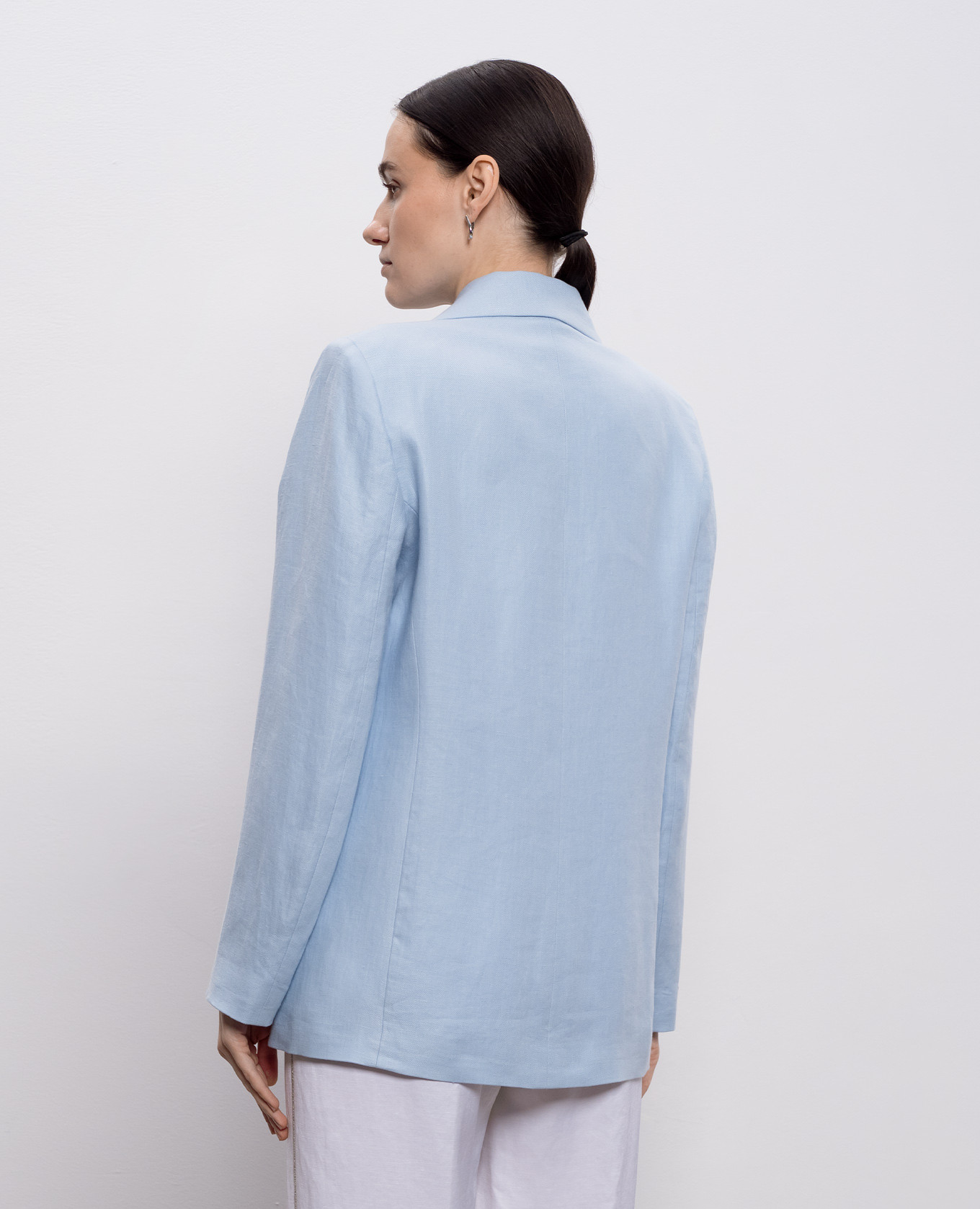 

Blue linen jacket with monil chain Peserico, Light blue