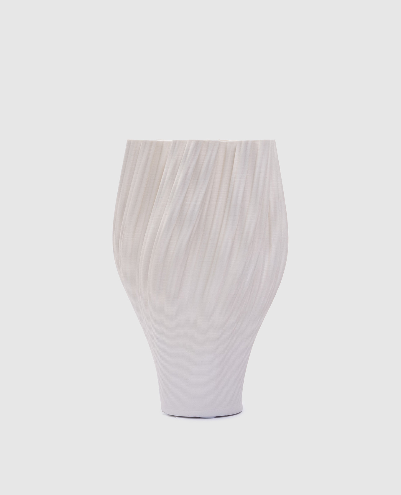 

White porcelain vase Palais Royal