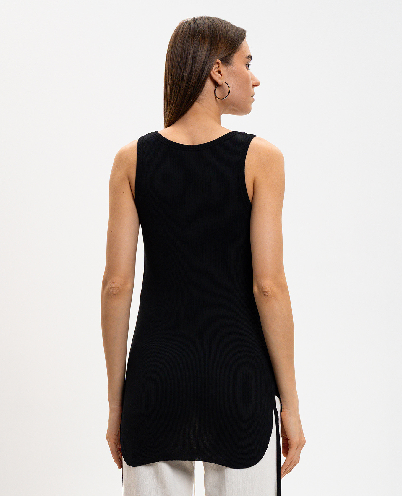 

Mara black ribbed top Ann Demeulemeester