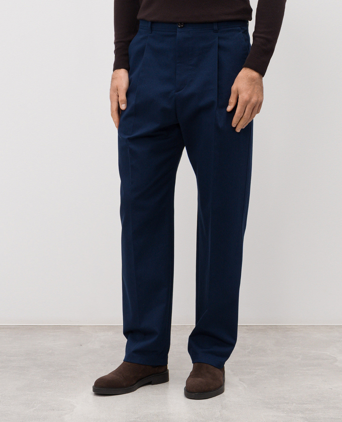 Blue pants with emblem Valentino 3