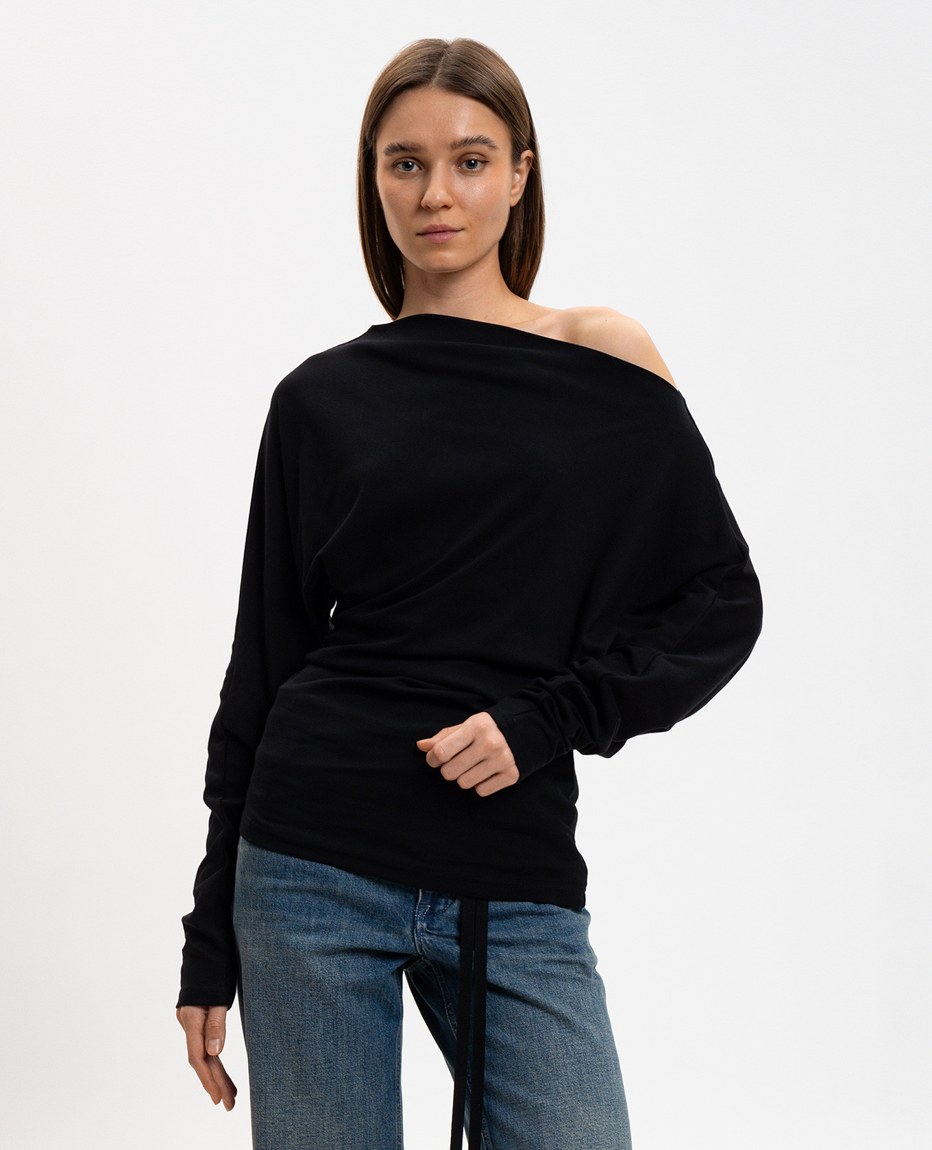 

Roos black jumper Ann Demeulemeester