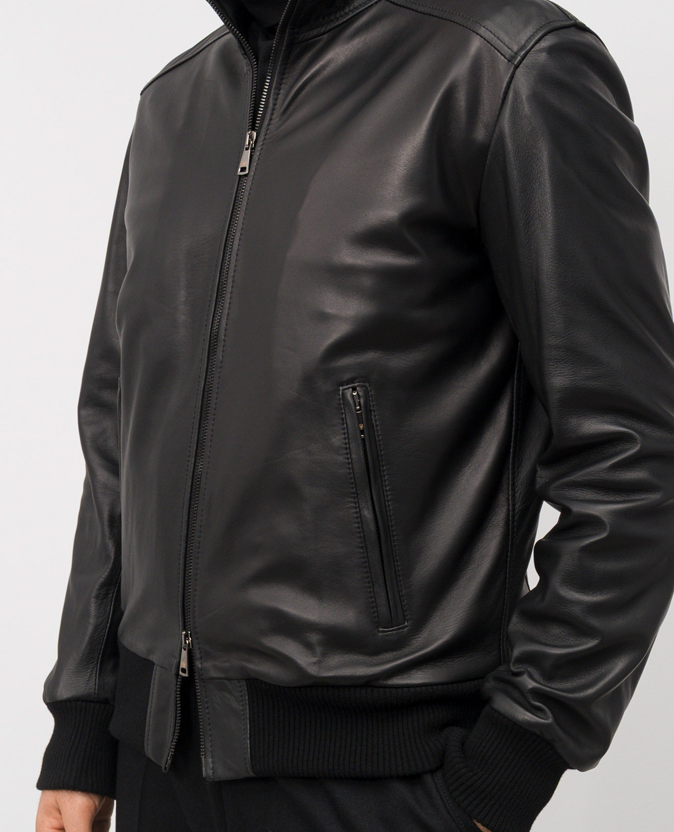 

Black leather jacket Cashmere&Whiskey