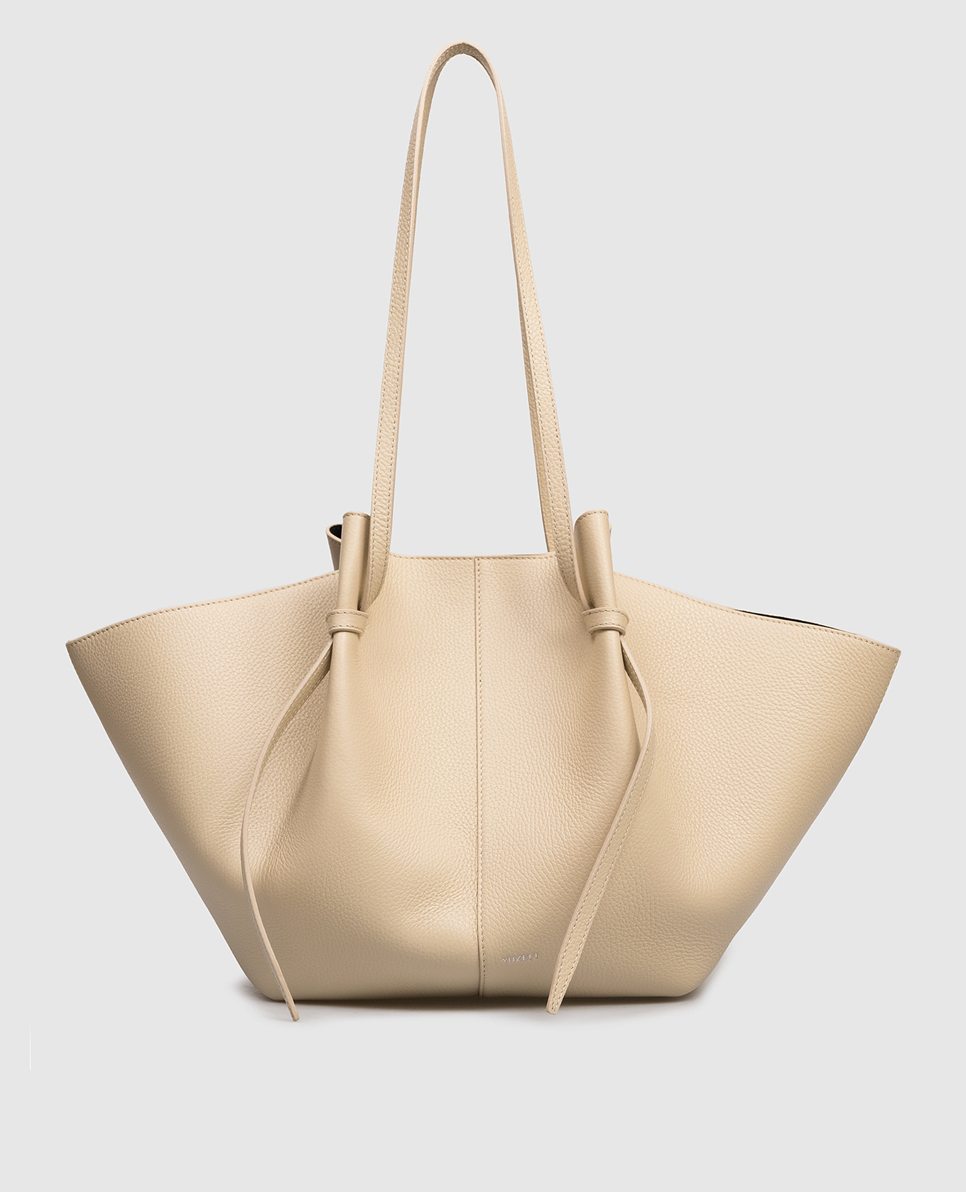 

Beige leather tote bag MOCHI YUZEFI