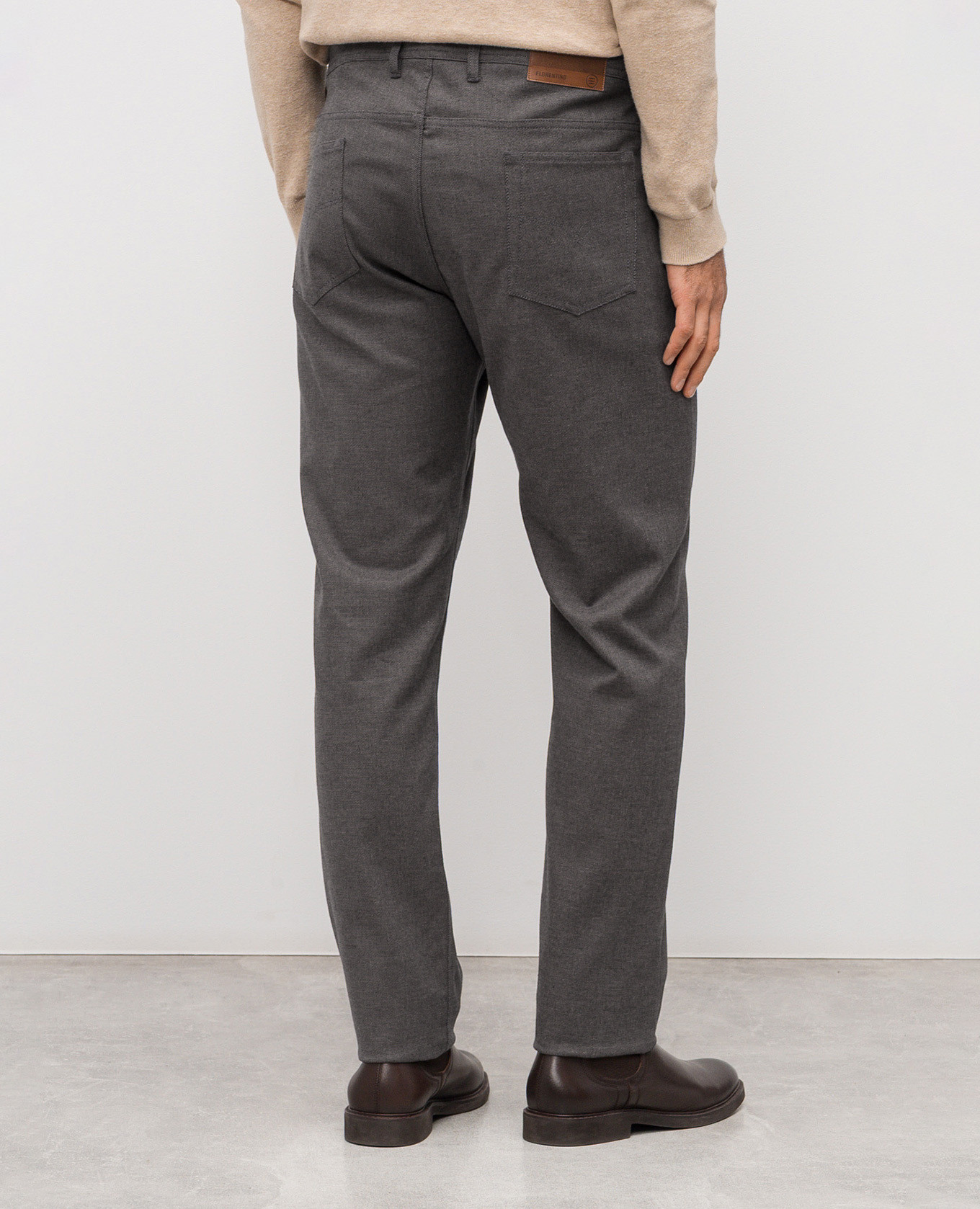 Grey pants with logo patch Florentino 4