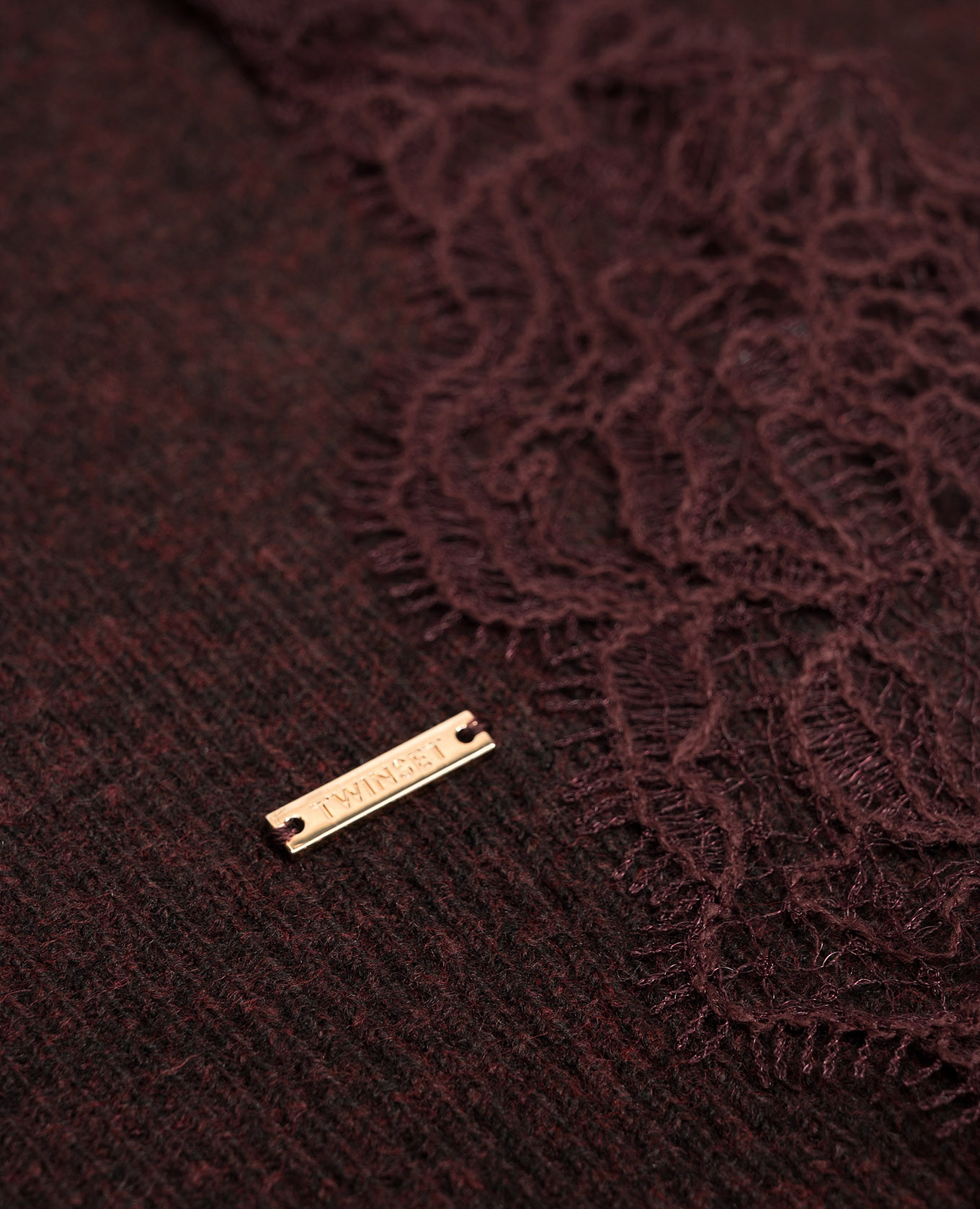 Burgundy scarf with lace Twinset 3