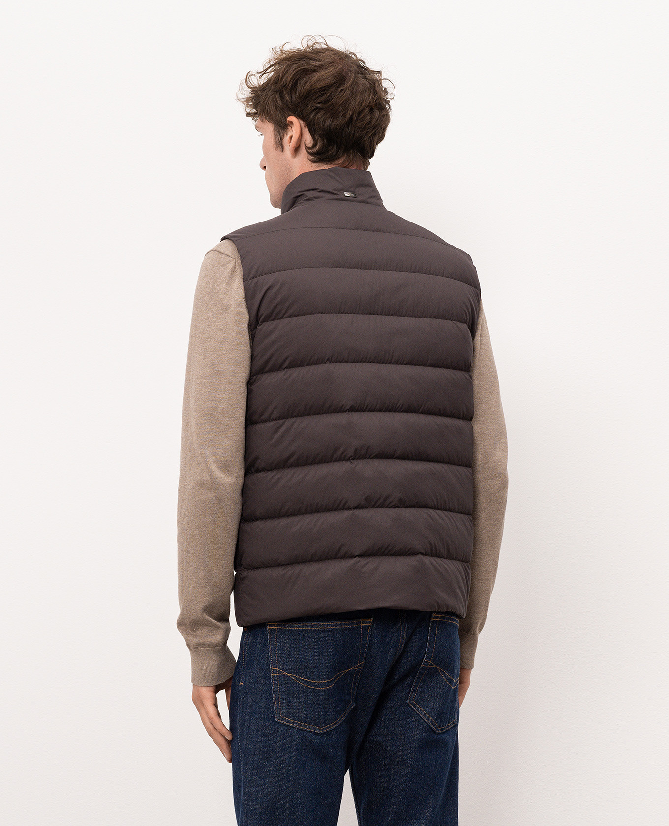 Dark brown down vest Herno 4