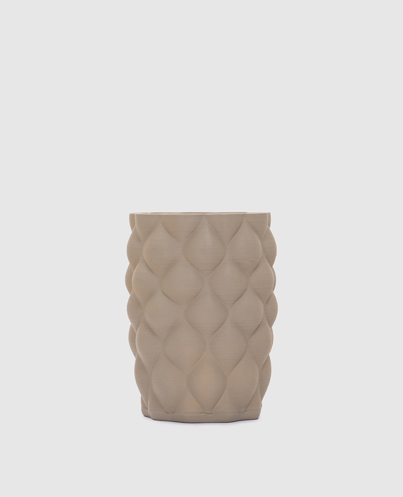 

Elegance scented candle in a porcelain candlestick Palais Royal, Beige