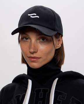 SSHEENA Black cap with embroidered emblem 26FWBASEBALLCAPTF26030