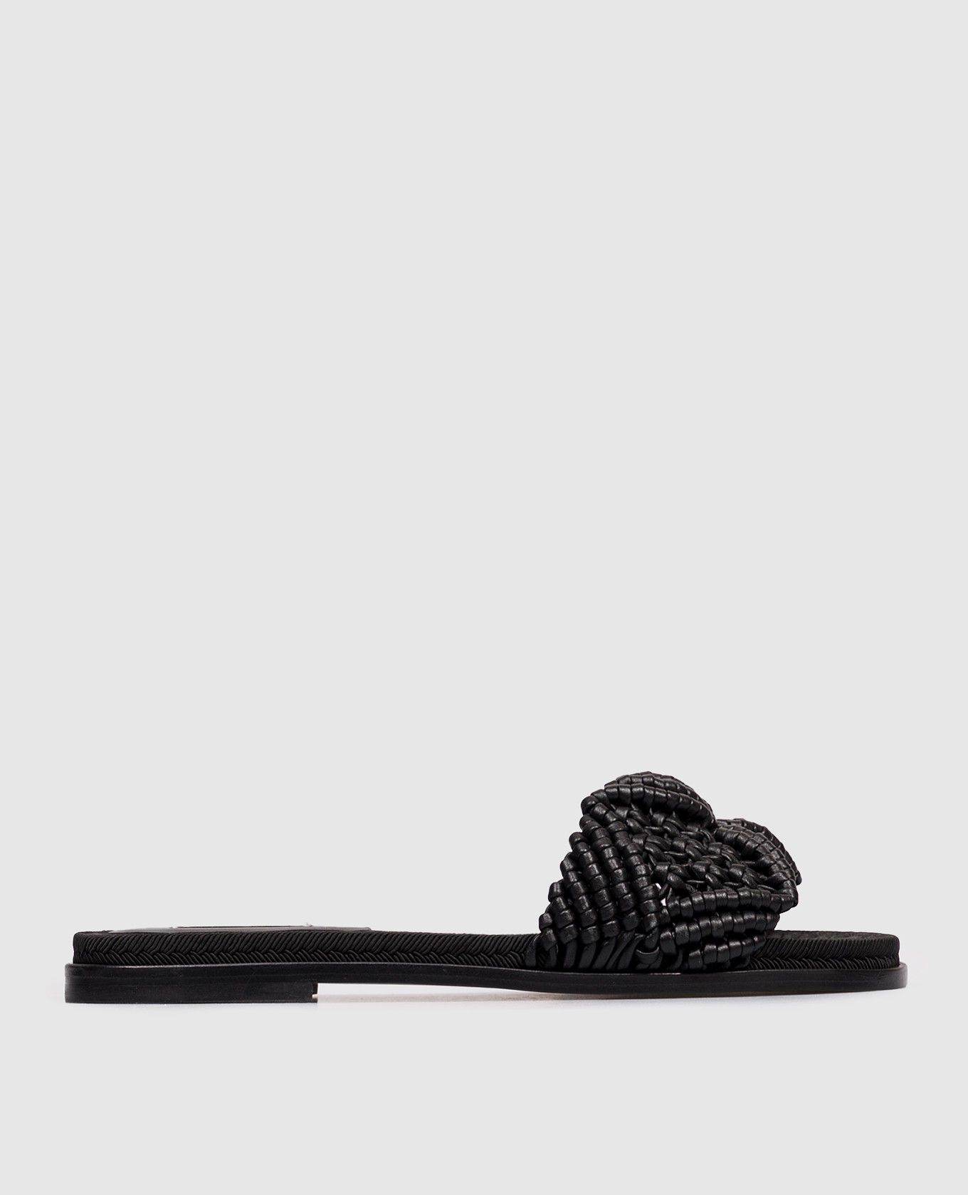 Black leather flip-flops with weaving