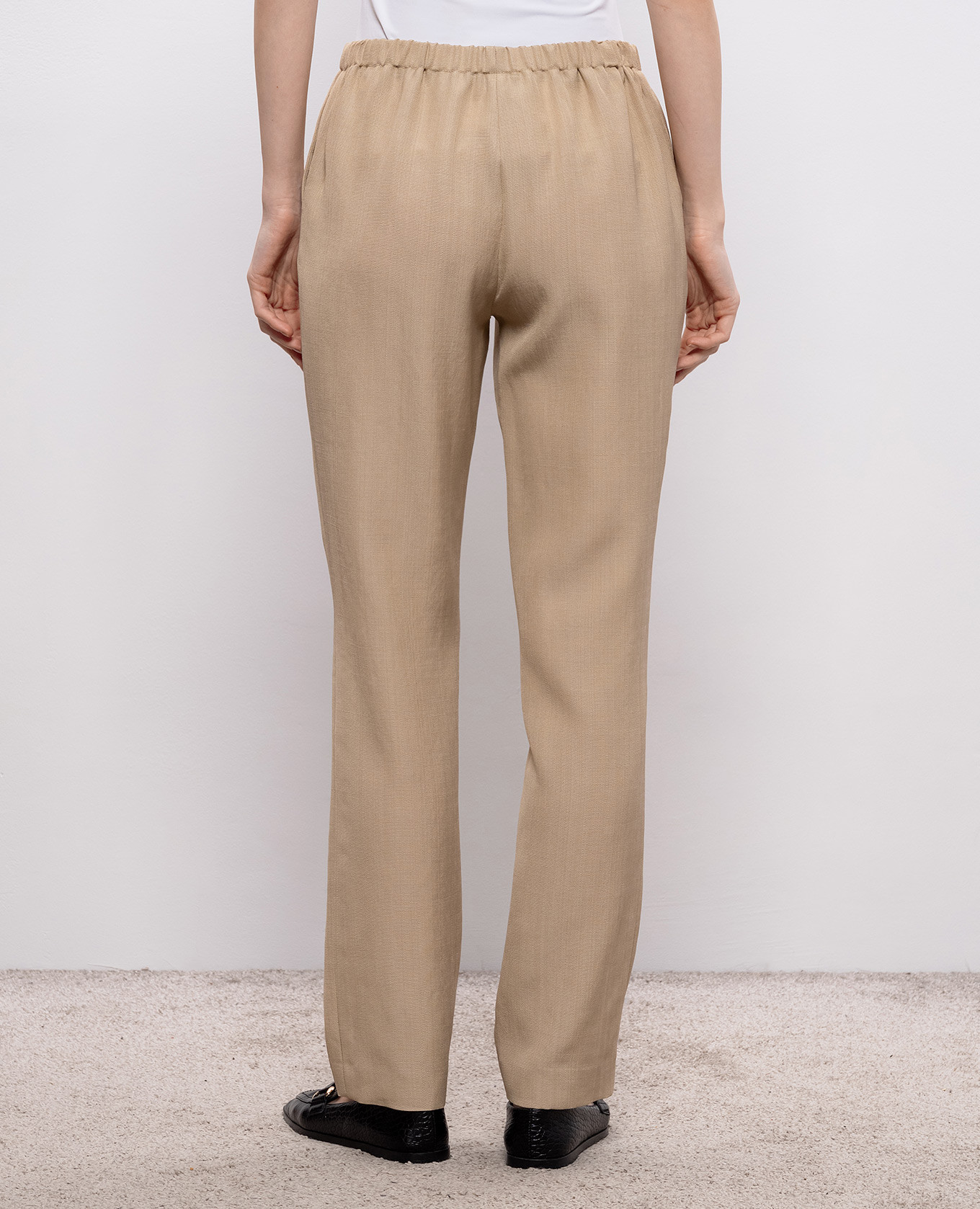 Beige wool pants Loulou de Saison 4
